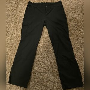 NWT Duluth DRY on THE fly Bootcut Cargo